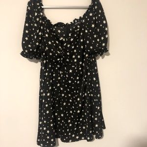 gently used black and white star-mini dress